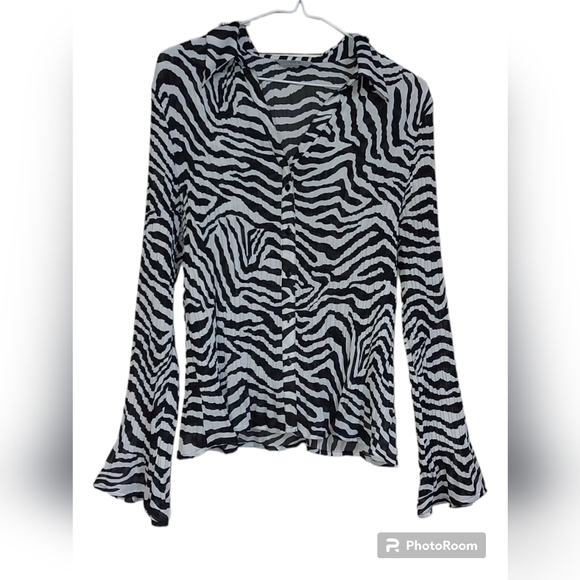 Marks and Spencer Pleated Zebra Long Sleeve Blouse M&S - Picture 1 of 6